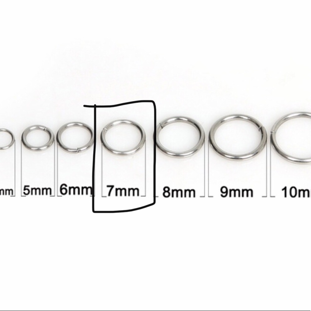 7 Gold Rings - Picture 9 of 9